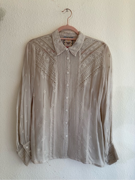 Johnny Was Tops - Brand New Johnny Was VictorianVintage-Inspired Beige Embroidered Button-Up S
